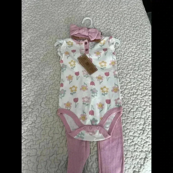 Brand new Kit and Pearl three-piece outfits – 24 months - Picture 1 of 4